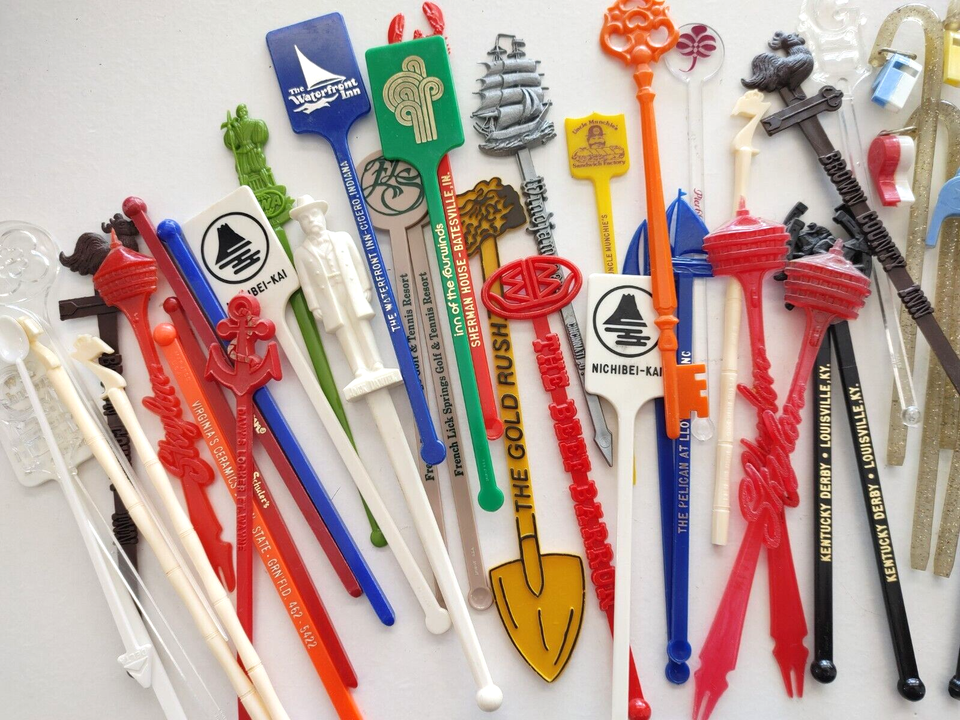 70+ Lot VINTAGE SWIZZLE STICKS Vegas Hotel WHISTLES Lounges