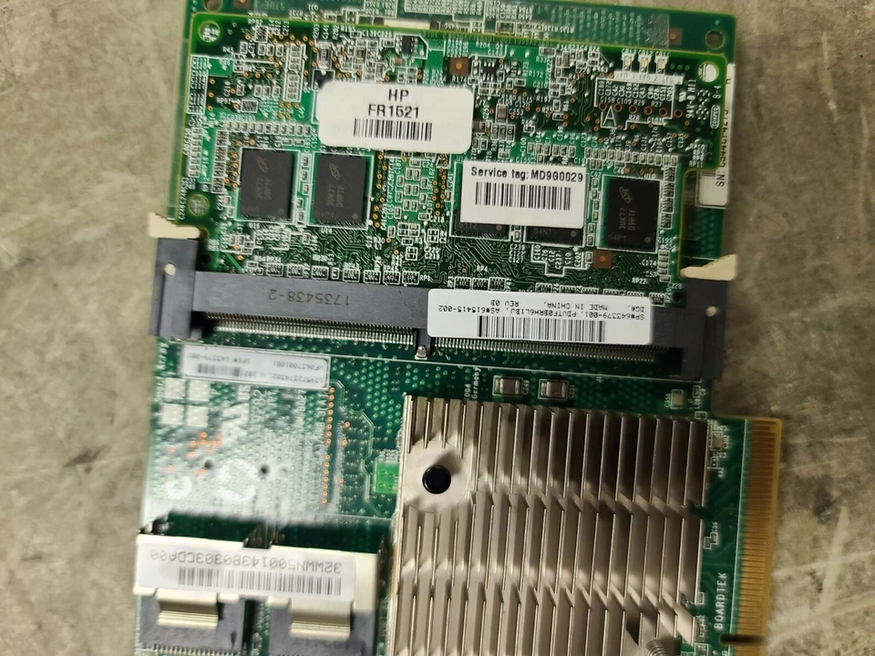 HP 615415-002 Smart Array P822 Pcie 3.0 X8 Sas By Sata Raid Controller Card - Image 3 of 3