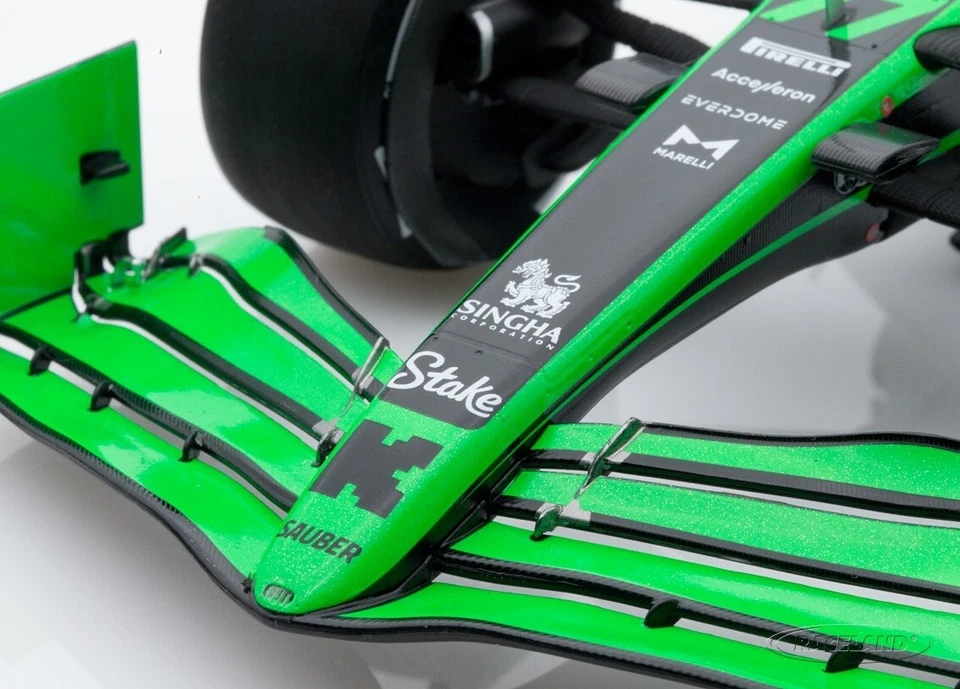 Sauber C44 Ferrari Stake F1 GP Bahrain 2024 Valtteri Bottas, Spark 1:18, 18S978 - Bild 4 von 4