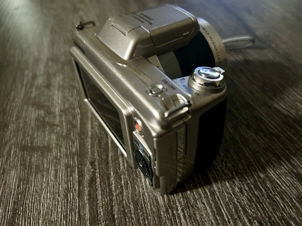 PARA REPUESTOS Cámara digital Olympus SP-800UZ 14MP 30X Zoom Bridge Foto 3 de 4