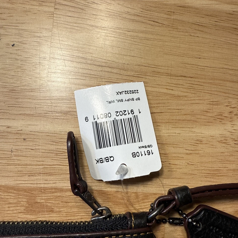 Cartera COACH x PEANUTS Larga Redonda con Cremallera Snoopy & Friends Negra Salida Nueva Envío Envío Gratis JPN Foto 3 de 4