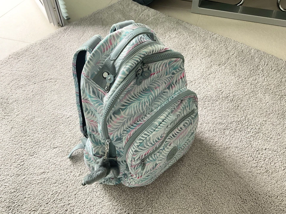 Kipling Rucksack Seoul, Größe L, 44 X 35 x 21 cm, Weiß /Pink/Türkis,selten ben. - Bild 2 von 4