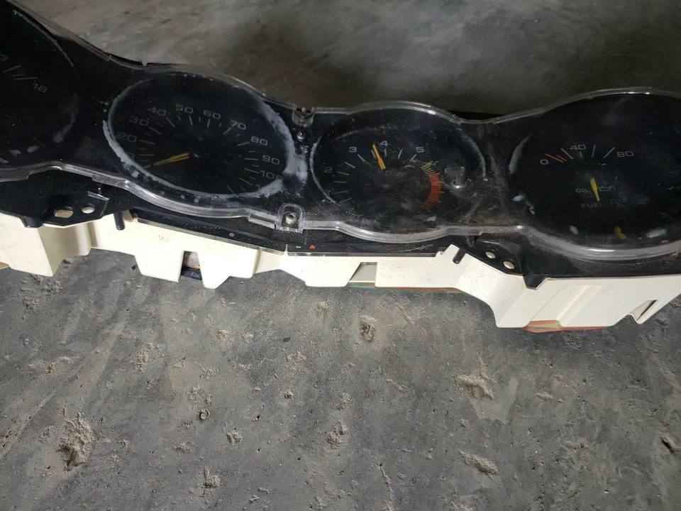 92 93 Oldsmobile Achieva Speedometer Panel Cluster Gauge 16130503 58k - Image 3 of 4