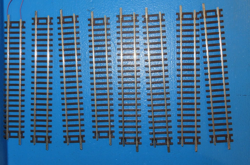 Kuehn TT Schienenkonvolut 35 diverse Schienen gebogen-gerade +Prellböcke #8335 - Bild 4 von 4