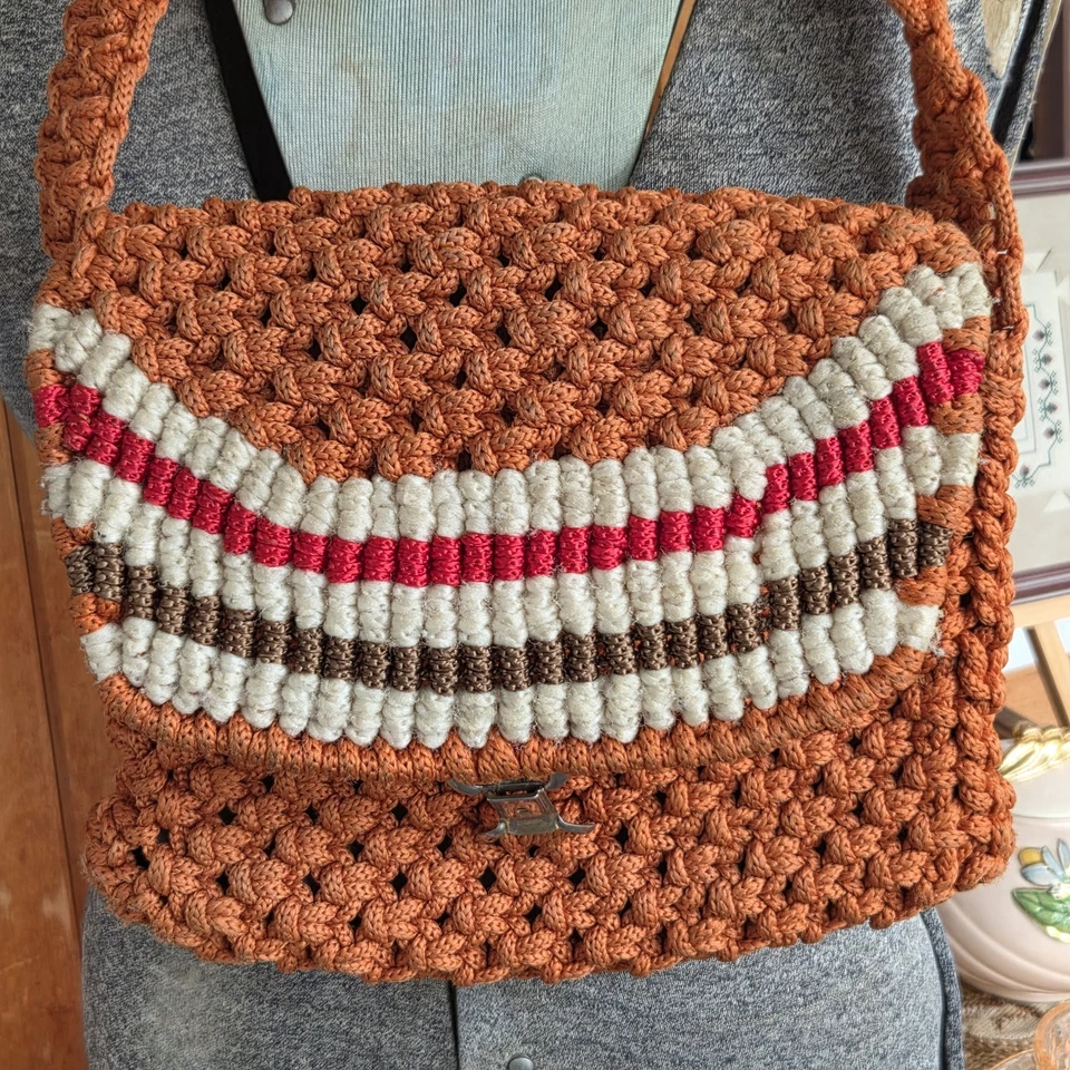 Handmade 1970s Macrame Crossbody Handbag Purse Tan Orange Brown Boho Bohemian - Image 2 of 4