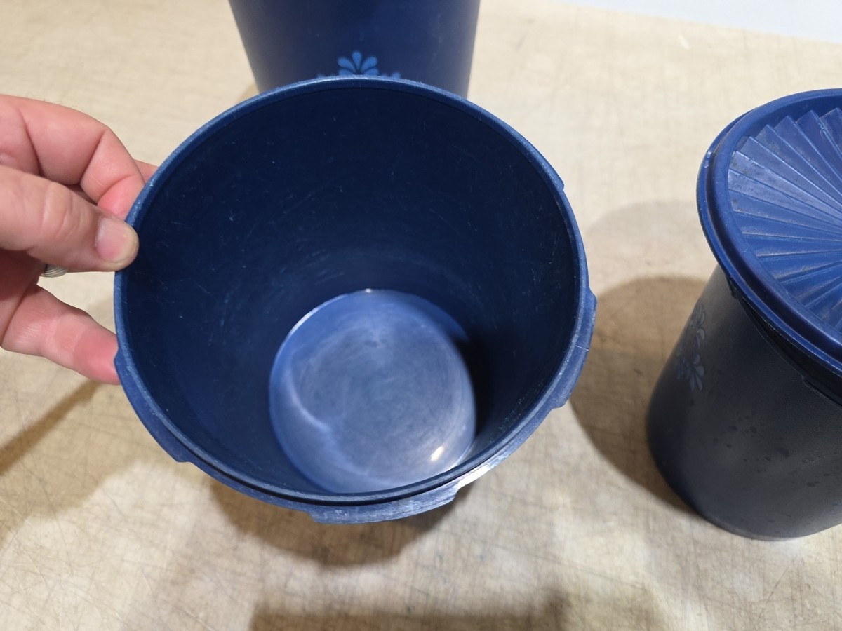 Set Of 4 Vintage Tupperware Servalier Canister Set With Lids Navy