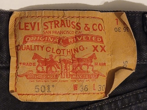 VINTAGE Levis 501 Jeans Mens 36x30 Black Button Fly Straight Leg - Picture 7 of 9