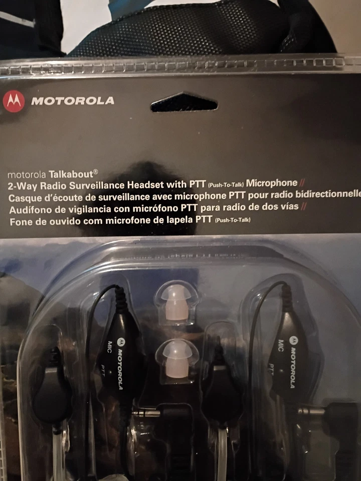 Motorola talk about 2-way radio surveillance headset with ptt ( push to talk) - Image 2 of 3