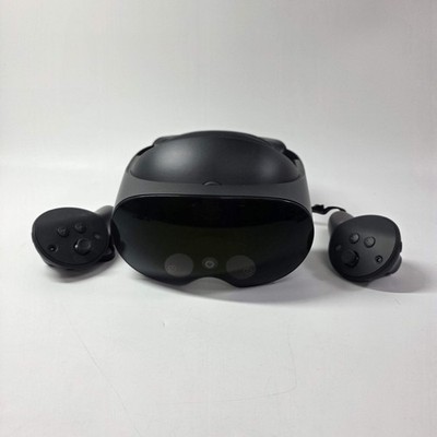 Meta Quest Pro 256GB Standalone All-in-One VR Headset DK94EC