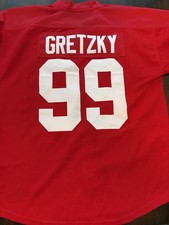 Wayne Gretzky #99 1991 Canada Cup Medium Authentic Hockey Jersey Captain Red