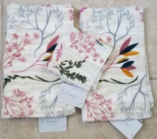 Kassafina 3pc Floral Towel Set: 2-Hand Towels & 1-Washcloth Flowers NEW