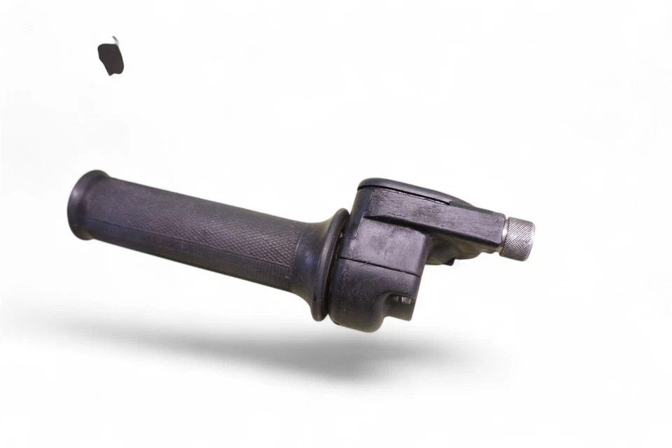 Ducati 750 GT 750GT DM750 1975 Super Sport bisel DM Desmo acelerador  Foto 4 de 4