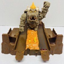 Hot Wheels Mario Kart Bowsers Castle Chaos Track Set Replacement 2019 Works!