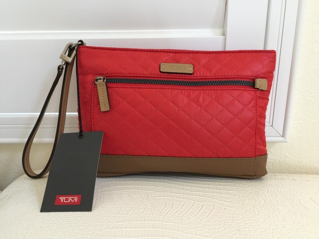 tumi accessory bag