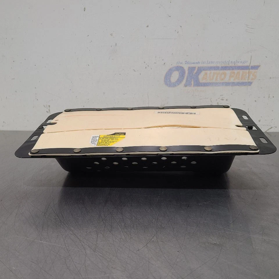 96 1996 BUICK ROADMASTER SEDAN  RIGHT PASSENGER DASH SRS Foto 3 de 4