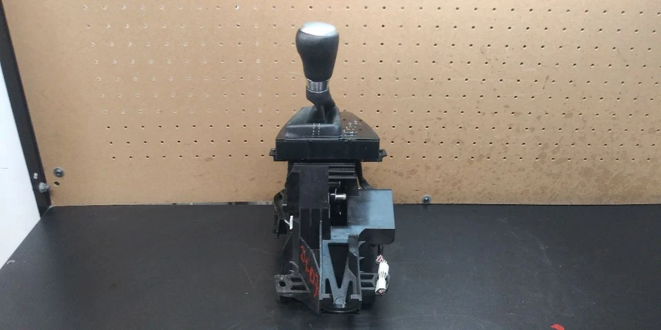 2019 TOYOTA COROLLA TRANSMISSION SFITER ASSEMBLY OEM  - Image 4 of 4