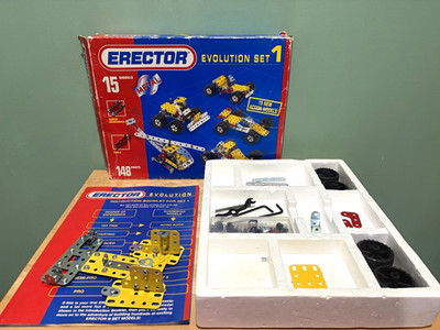 Erector Evolution Set 1 Metal/Plastic Construction - Incomplete