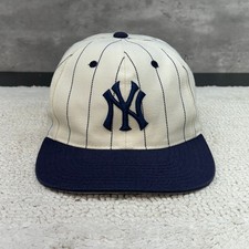 90s Vintage New York Yankees Pinstripe Snapback Hat OSFA Two Tone Embroidered