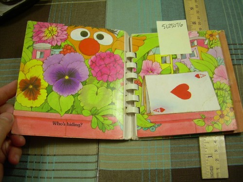 CTW Sesame Street * Who's Hiding ? Golden Touch Feel Tom Cooke POP UP * vintage - Picture 3 of 10