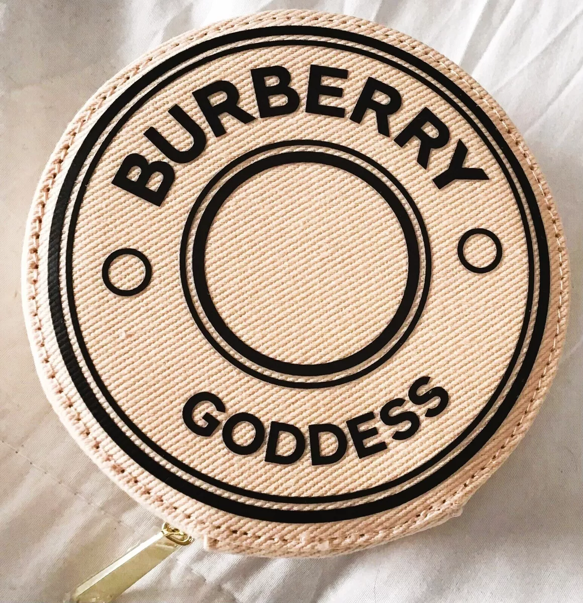 Burberry Goddess 5