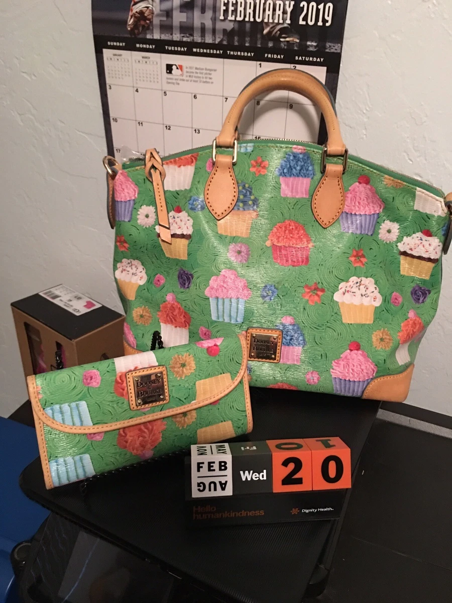 Dooney and bourke shop cupcake purse
