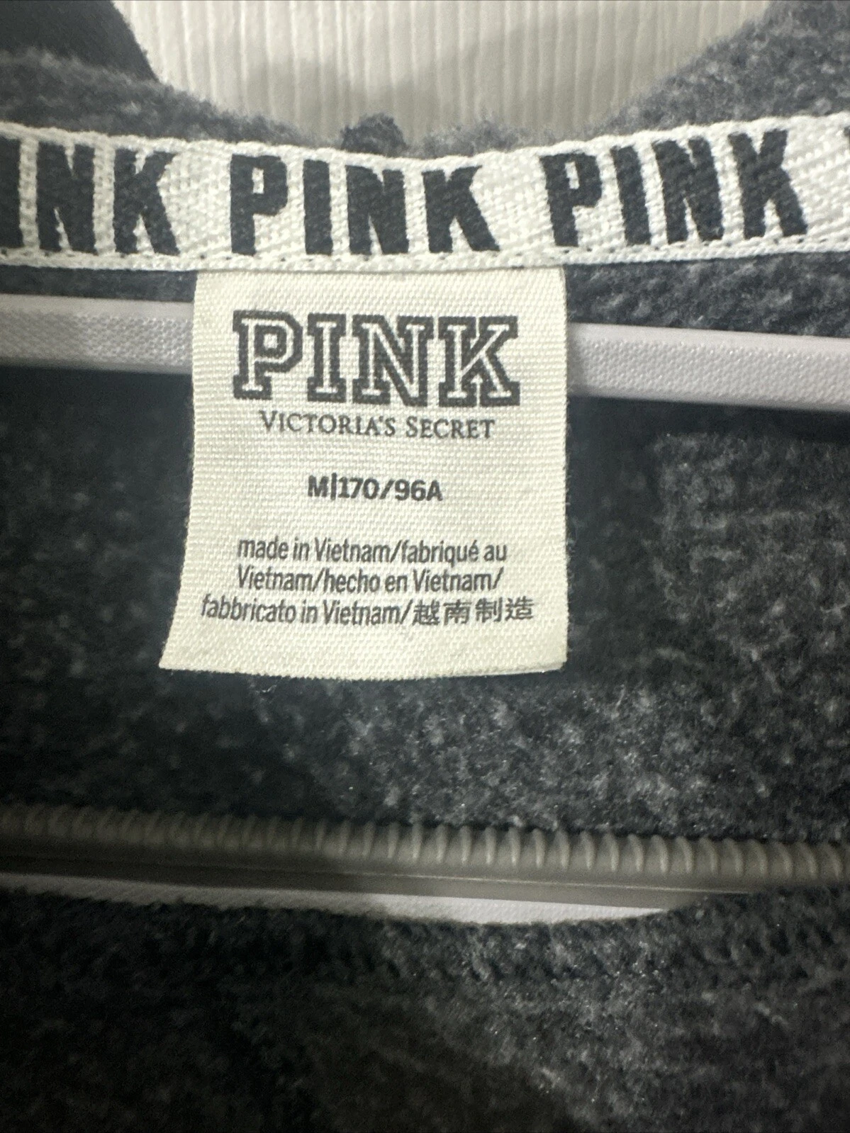 UNDERCOVER Felpa con cappuccio Victorias Secret rosa cropped nera grigia donna taglia media