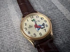 Vintage Seiko Lorus Disney Backwards Goofy Watch V516-6A00 Glove Hands Gold Tone