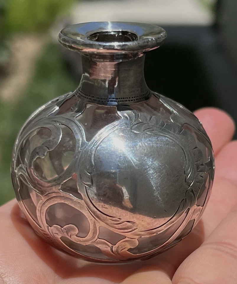 Antigua mini botella de perfume Alvin .999 superpuesta de plata maciza con pergamino Art Nouveau Foto 2 de 4