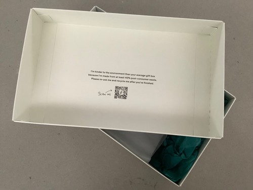 PAUL SMITH white gift box with embossed signature logo - Picture 7 of 8