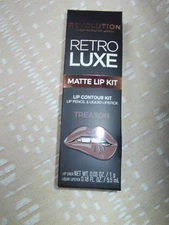 Revolution Lip Contour Kit Matte Finish Liquid Lipstick & Lip Liner Treason