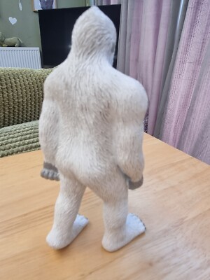 Yeti Abominable Snowman Gift 🎁 ✨️ 🎄🎅🏻