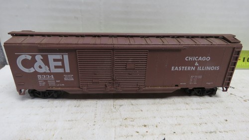 HO Athearn DOBLE PUERTA Auto Box Car C&EI 5334 636623 | Zustand: Used