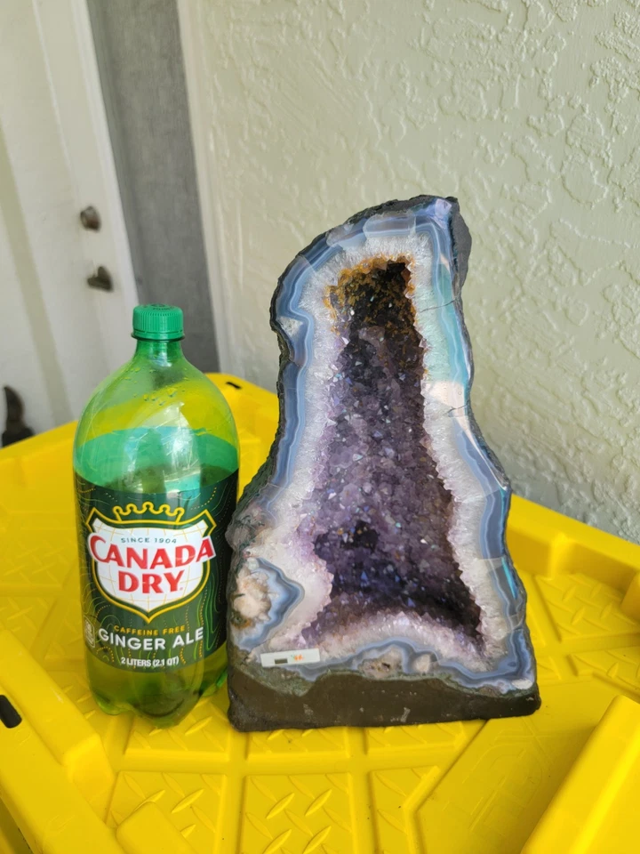 Ametista com catedral de citrino - Imagem 3 de 4