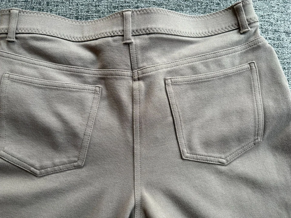 Pantalones So Slimming By Chicos Mujer Taupe Talla 1 Cortos Elastizados Informales Foto 4 de 4