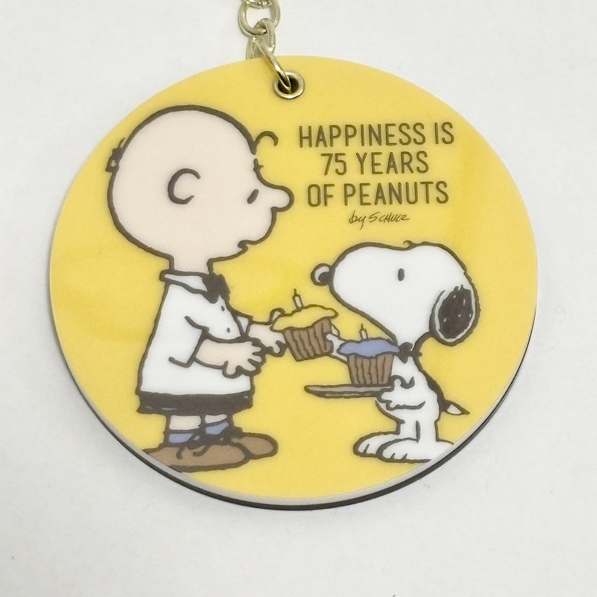アクセサリー PEANUTS 75 Years Anniversary Pendant Charlie Brown & Snoopy Peanuts 75th Anniversary Keychain with