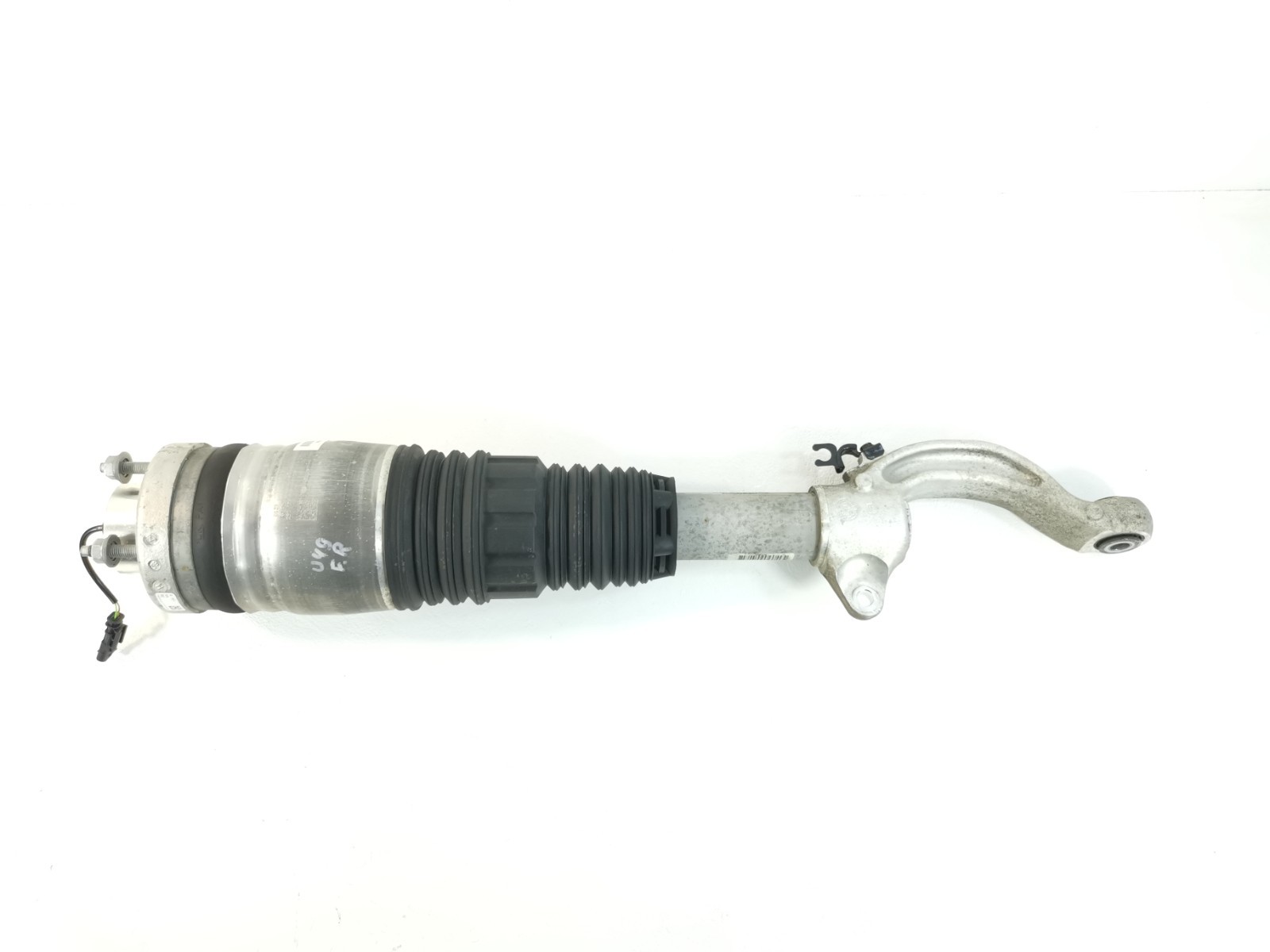 Maserati Levante 2018 Front Right Strut assembly P/N 670100716