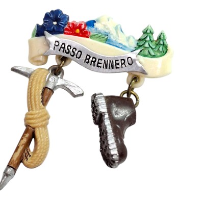 Vtg Passo Brennero Hiking TRAVEL Souvenir Italy Mountain PIN Celluloid Plastic