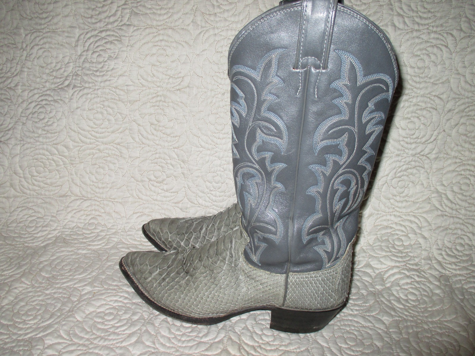 Justin  Style 5312 Gray Python Snakeskin Cowboy W… - image 5