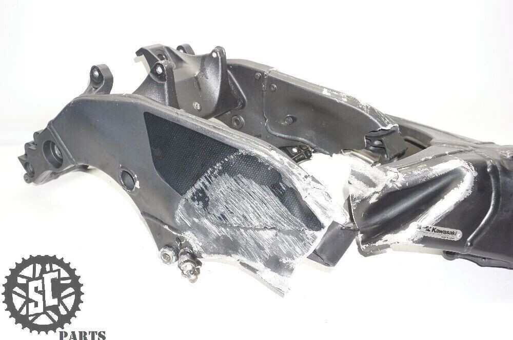 2004-2005 Kawasaki Ninja ZX10R Frame Chassis | Damaged | OE COD