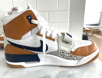 Size 9.5 - Jordan Legacy 312 NRG