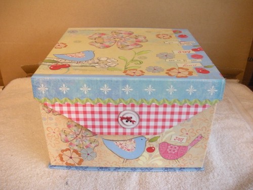 ** NEW ** 2 Terri Conrad Nesting Boxes 9" and 10" w/ LIDS - Picture 2 of 7