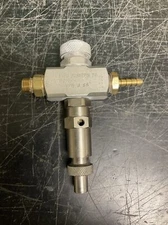 Spraying Systems Co Air Atom 1/4 J SS Pnuematic Air and Liquid