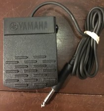 YAMAHA FC5 Electronic Keyboard Compact Foot Switch Style Sustain Pedal 70" Cord