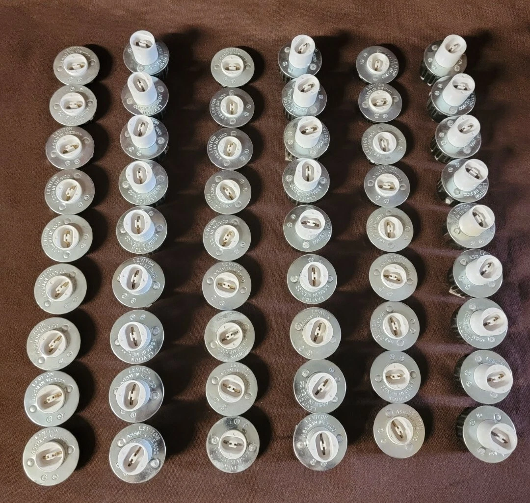 Leviton lamp sale holder catalog