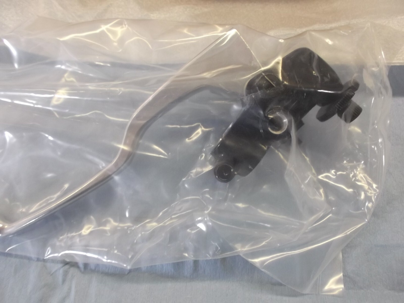 2010 Kawasaki Klr650 OEM Handlebar Clutch Lever Grip Assembly for 