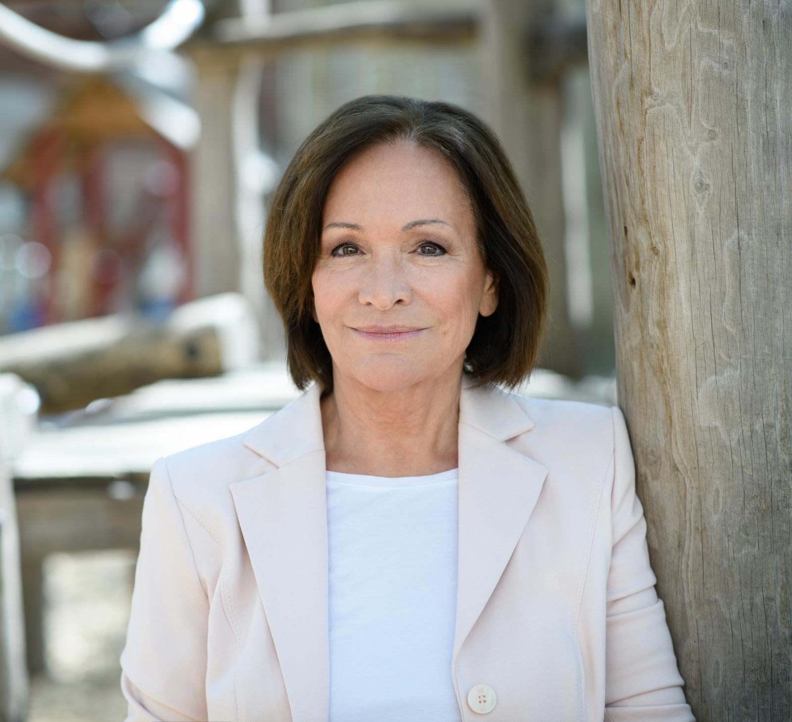 Thumbnail - Lass Die Kindheit Hinter Dir Ursula Nuber