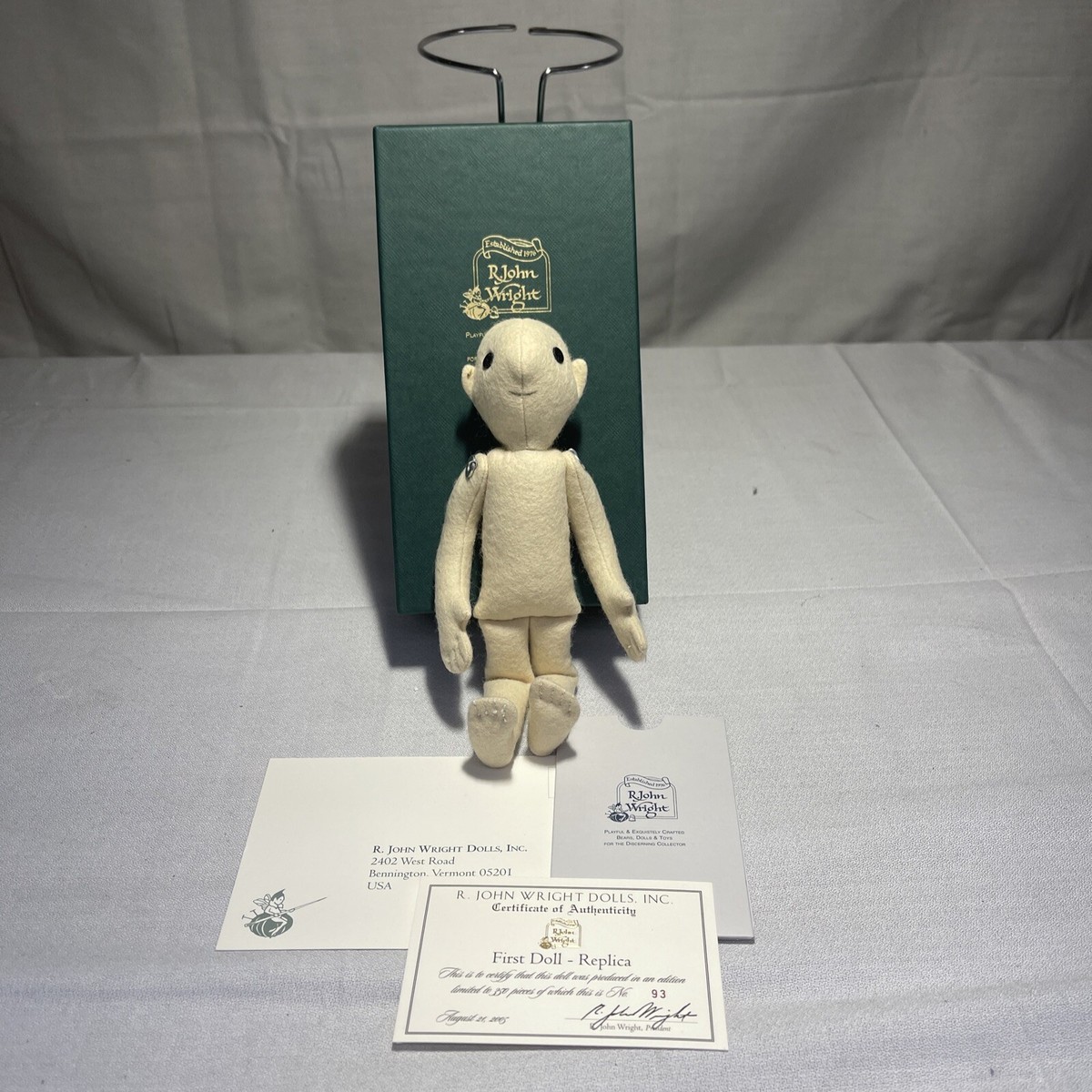 R. JOHN WRIGHT 2005 9 INCH FIRST DOLL REPLICA 69/350. SIGNED R. JOHN WRIGHT 2005 9 INCH FIRST DOLL REPLICA 69/350. SIGNED