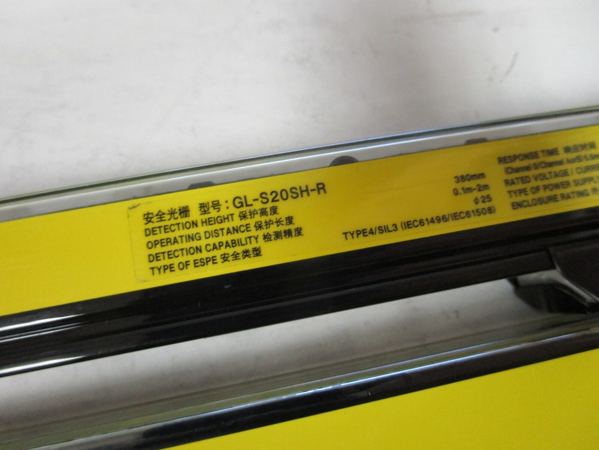 KEYENCE PAIR GL-S20SH SAFETY LIGHT CURTAIN GL-S20SH-R GL KEYENCE PAIR GL-S20SH SAFETY LIGHT CURTAIN GL-S20SH-R GL