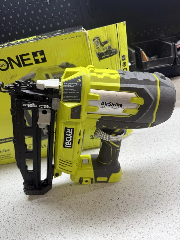 Беспроводной гвоздезабивной пистолет RYOBI P326 ONE 18 В AirStrike 16GA только инструмент для прямой отделки - Изображение 2 из 4