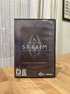 Elder Scrolls V: Skyrim [Legendary Edition] (PC-ROM, 2013) - CIB (Includes Map!)